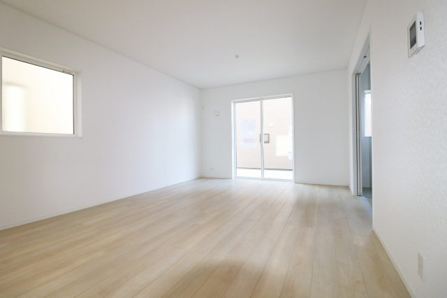 郡山市安積町荒井字柴宮山　　　1号棟　　朝日が丘小学校、郡山第７中学区の居間・リビング