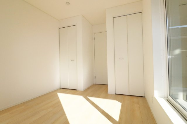 郡山市安積町荒井字柴宮山　　　1号棟　　朝日が丘小学校、郡山第７中学区の収納