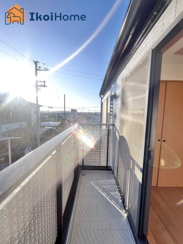 神戸市西区玉津町高津橋　中古戸建のバルコニー|【ホームページに現地動画掲載中】●年中無休：当日予約可●バルコニーの屋根は８万円から設置できます。