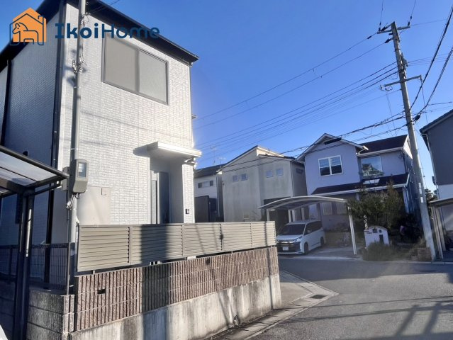 神戸市西区玉津町高津橋　中古戸建の前面道路含む現地写真|【ホームページに現地動画掲載中】●年中無休：当日予約可●角地で開放的！陽当り・通風良好！