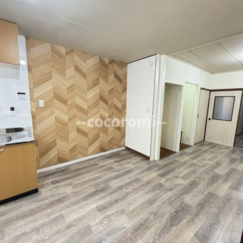 滝井西3丁目貸家の居間・リビング