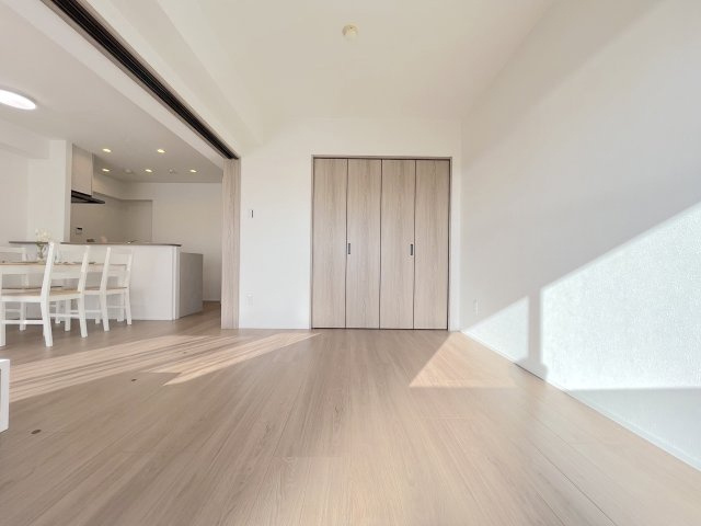 アンピール海の中道IIの洋室|同社施工例の写真
