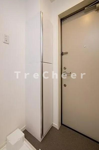 グラントホームズ北赤羽(GRANT HOMES北赤羽)の玄関