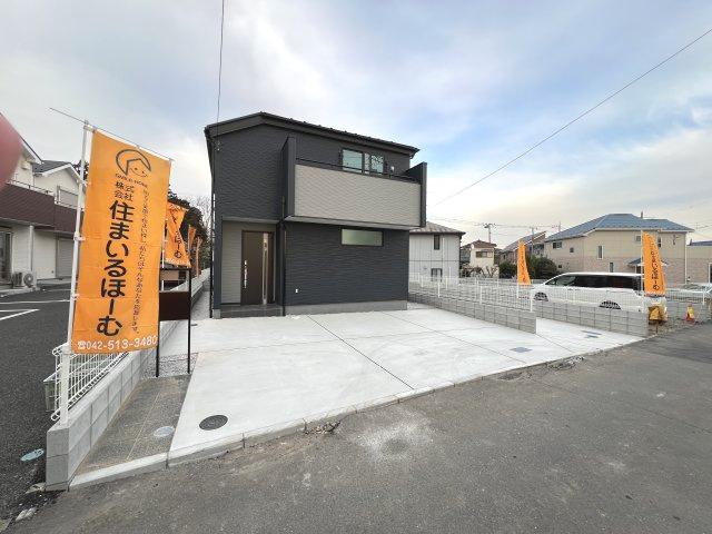 福生市福生　新築戸建全2棟の前面道路含む現地写真