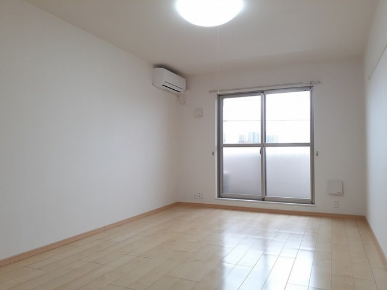 プリマヴェーラエルモッサの居間・リビング