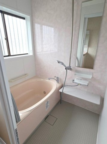 【浴室】 | ◇◆秦野市曲松1丁目 中古戸建◆◇ | 一日の疲れを癒してくれるバスルーム