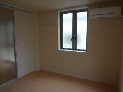 【寝室】 | B−Flat（ビーフラット）