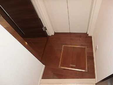 【玄関】 | B−Flat（ビーフラット）