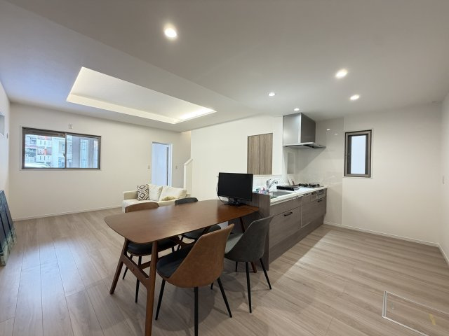 西原上原（全2棟）ラスト1号棟の居間・リビング|※同施工会社写真です