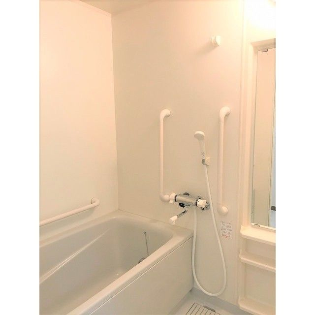 クリサンテーム妙典の浴室