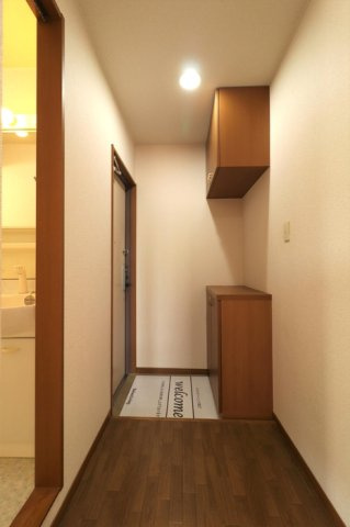 コートヴィレッジ若沼　A棟の収納