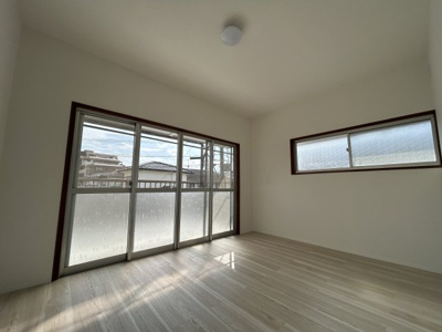 【洋室】 | 昇町3丁目貸家