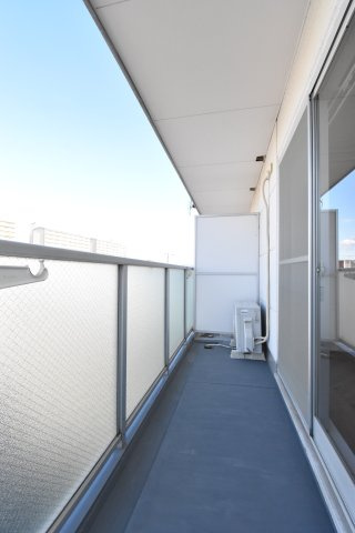 リラのバルコニー