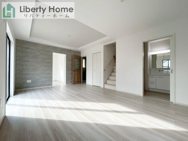 日立市東金沢町9期　新築戸建　3号棟の前面道路含む現地写真