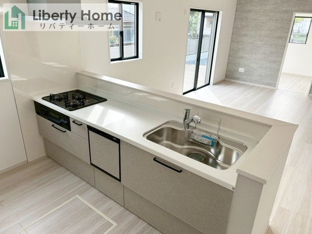 日立市東金沢町9期　新築戸建　3号棟の前面道路含む現地写真