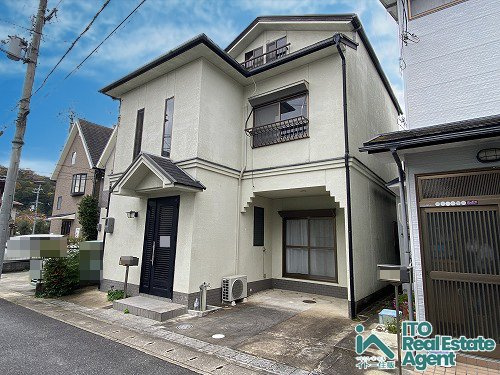 静市市原町　中古戸建の外観