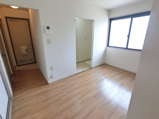 【居間・リビング】