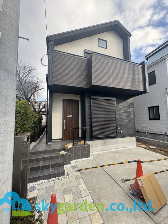 茅ヶ崎市松が丘2丁目　全2棟1号棟