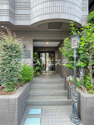 米勢ビル　フルリフォーム予定　オートロック　ルーフバルコニーのエントランス