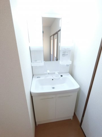 【独立洗面台】