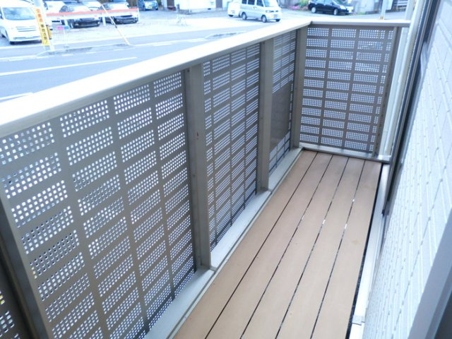 【バルコニー】