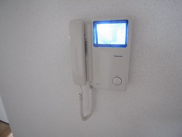 神戸市兵庫区平野町字天王谷東服山のアパートのセキュリティ