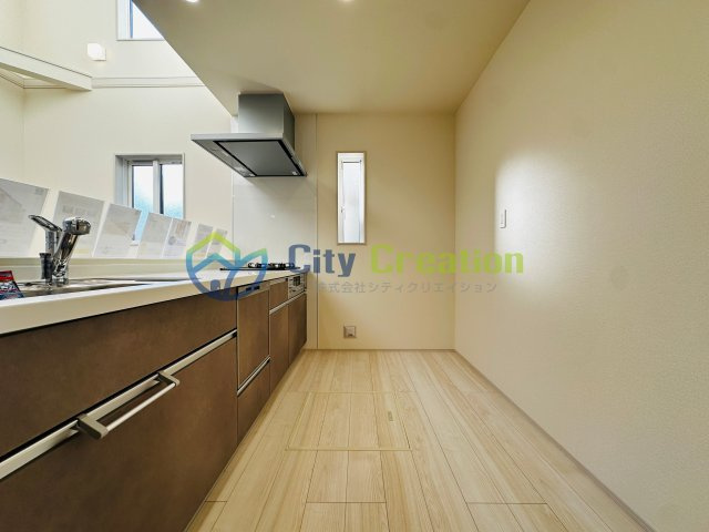 平塚市寺田縄　新築一戸建て　1号棟のキッチン