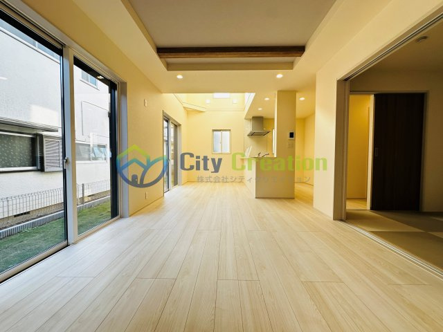 平塚市寺田縄　新築一戸建て　1号棟の居間・リビング