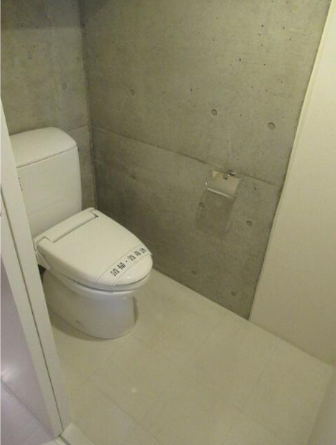 ecru　南向き　礼金0　追焚　オートロックのトイレ