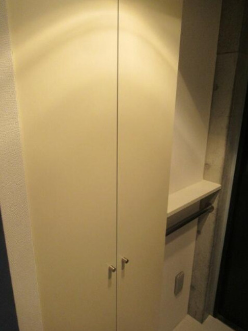 ecru　南向き　礼金0　追焚　オートロックの収納