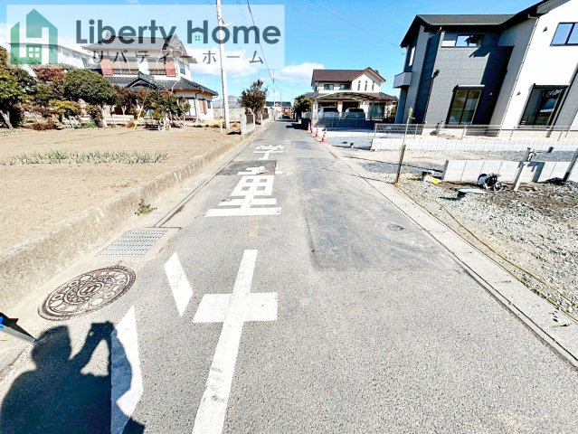 日立市東金沢町9期　新築戸建　4号棟の前面道路含む現地写真