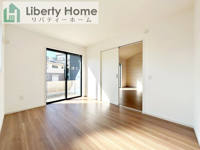 日立市東金沢町9期　新築戸建　4号棟の洋室