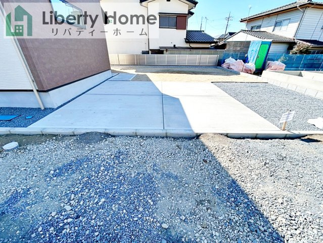 日立市東金沢町9期　新築戸建　4号棟の駐車場