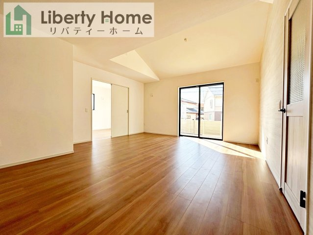 日立市東金沢町9期　新築戸建　4号棟の居間・リビング