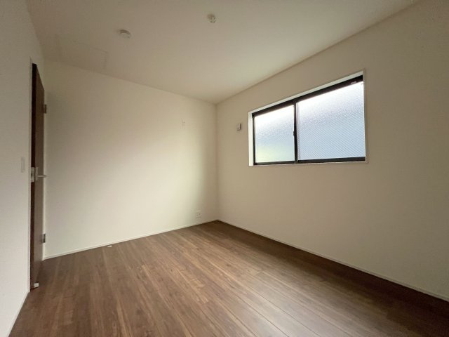 福生市福生　新築戸建全2棟のその他|【ストレージルーム】6.0帖