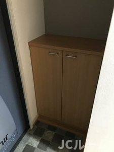 サンパレスの玄関