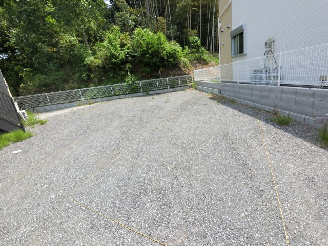 【駐車場】 | ＊現在空き無し