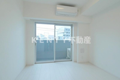 【居間・リビング】 | THE PREMIUM CUBE G 大崎 | こちらの居間で趣味の時間をお楽しみください