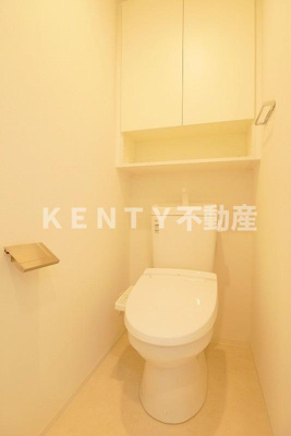 【トイレ】 | THE PREMIUM CUBE G 大崎 | 落ち着いた色調のトイレです