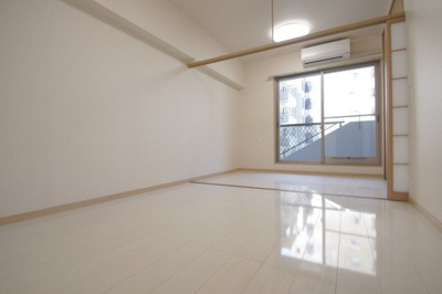 【居間・リビング】 | HPに初期費用掲載！「プライスホーム」で検索！エステートモア薬院シャンブル