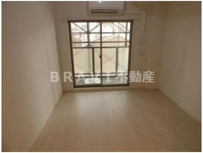 エスリード谷町六丁目レジデンス　BRAVI不動産の洋室|【エスリード谷町六丁目レジデンス】使い勝手のいい洋室です