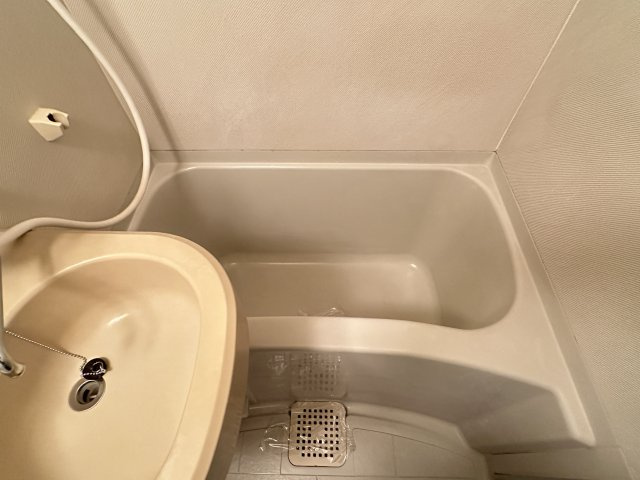 リファインハイツナカモトの浴室