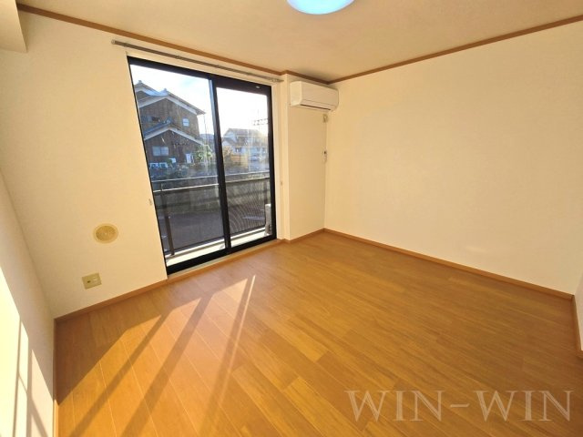 ラッキービレッジの居間・リビング