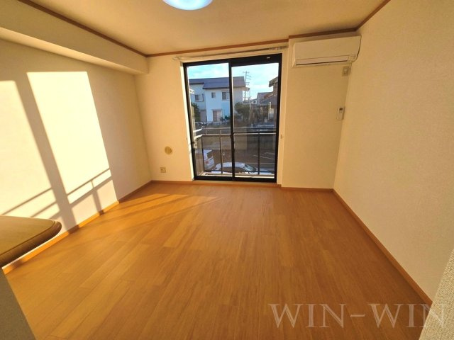 ラッキービレッジの居間・リビング