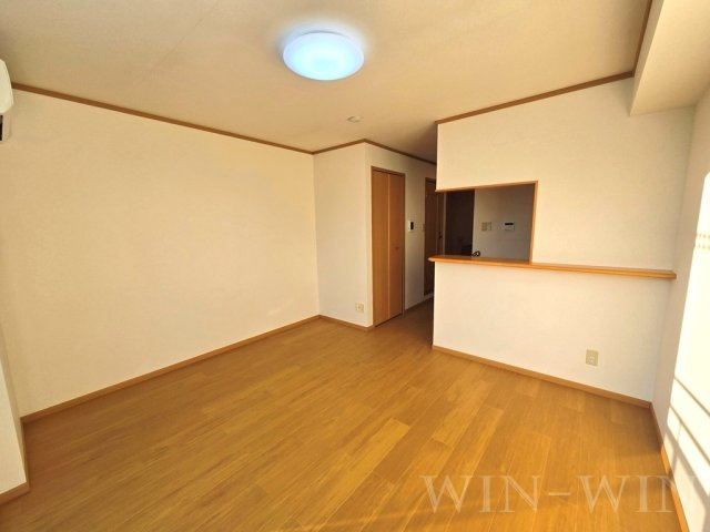 ラッキービレッジの居間・リビング