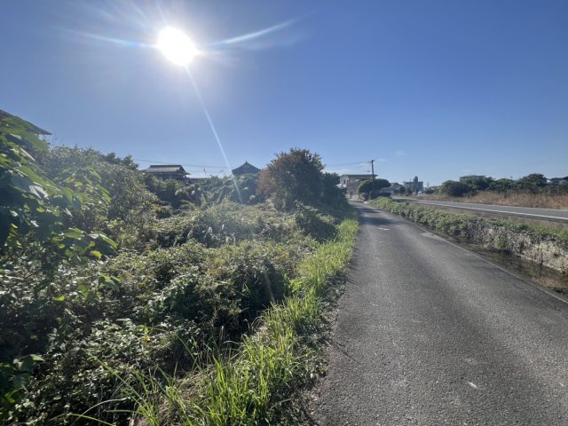 豊原下町土地の前面道路含む現地写真