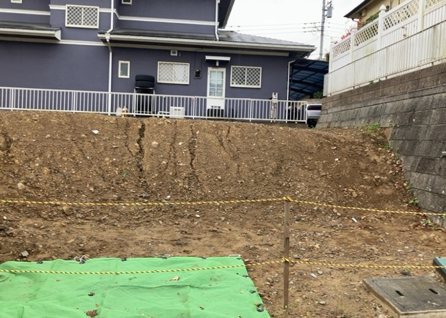【外観】 | 物件の詳細については、現地を見てわかること以外に、役所や法務局などで調べないとわからないことがあります。そのため、現地に行く場合は、もしこの物件を買ったらどのような生活ができるかをイメージしましょう。