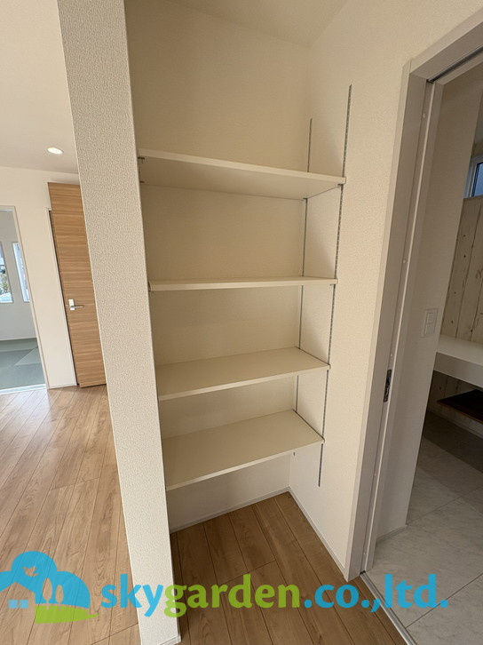 茅ヶ崎市松が丘2丁目　全2棟2号棟の収納|便利な収納スペースです