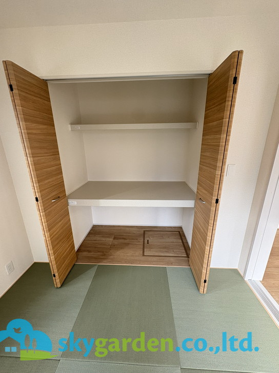 茅ヶ崎市松が丘2丁目　全2棟2号棟の収納|小物を収納するのに便利です