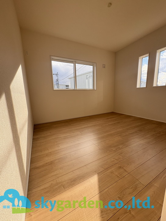 茅ヶ崎市松が丘2丁目　全2棟2号棟の洋室|きれいな洋室です